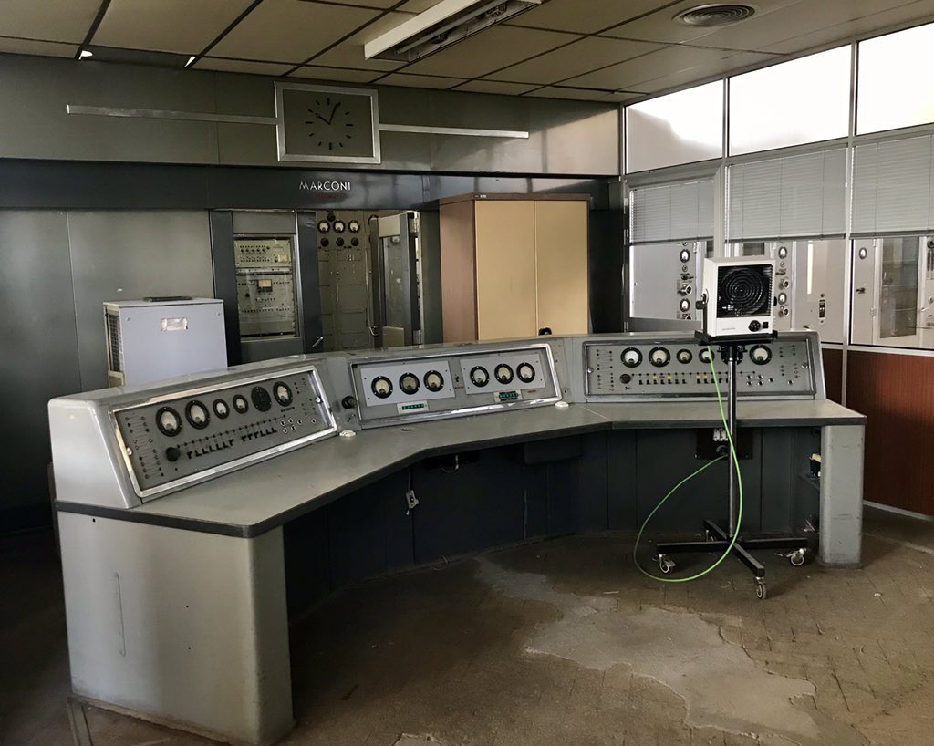 RadioHacking's tweet image. 📢 No suelo pedir nada, pero esto es un proyecto altruista que llevamos muchos años reclamando: El Museo Nacional de Telecomunicaciones en Arganda del Rey. Me han dado toda clase de excusas y, a día de hoy, seguimos sin respuestas. Nuestro patrimonio tecnológico corre peligro de…