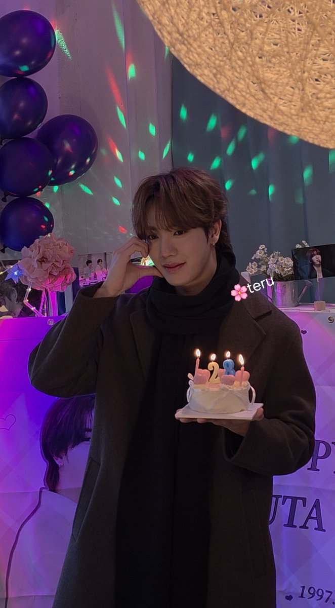 Sherlockkazuta's tweet photo. 25.12.31✨🎂✨
HAPPY BIRTHDAY🩷KAZUTA✨
#KAZUTA #카즈타 #カズタ
#HAPPY_KAZUTA_DAY 
#nSSign #엔싸인 #エンサイン https://t.co/neAhwMuTkz