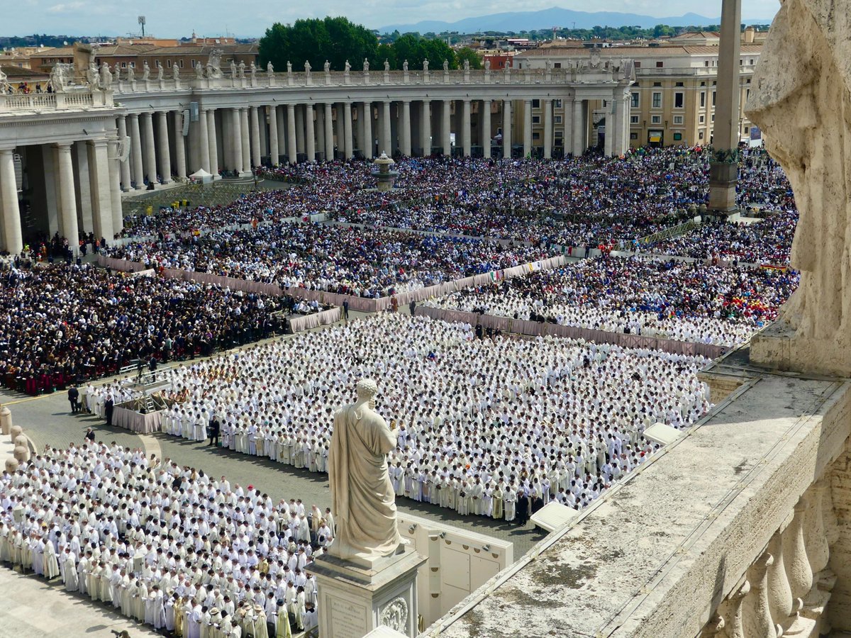 Image for the Tweet beginning: 🚨Une année historique pour l’Église