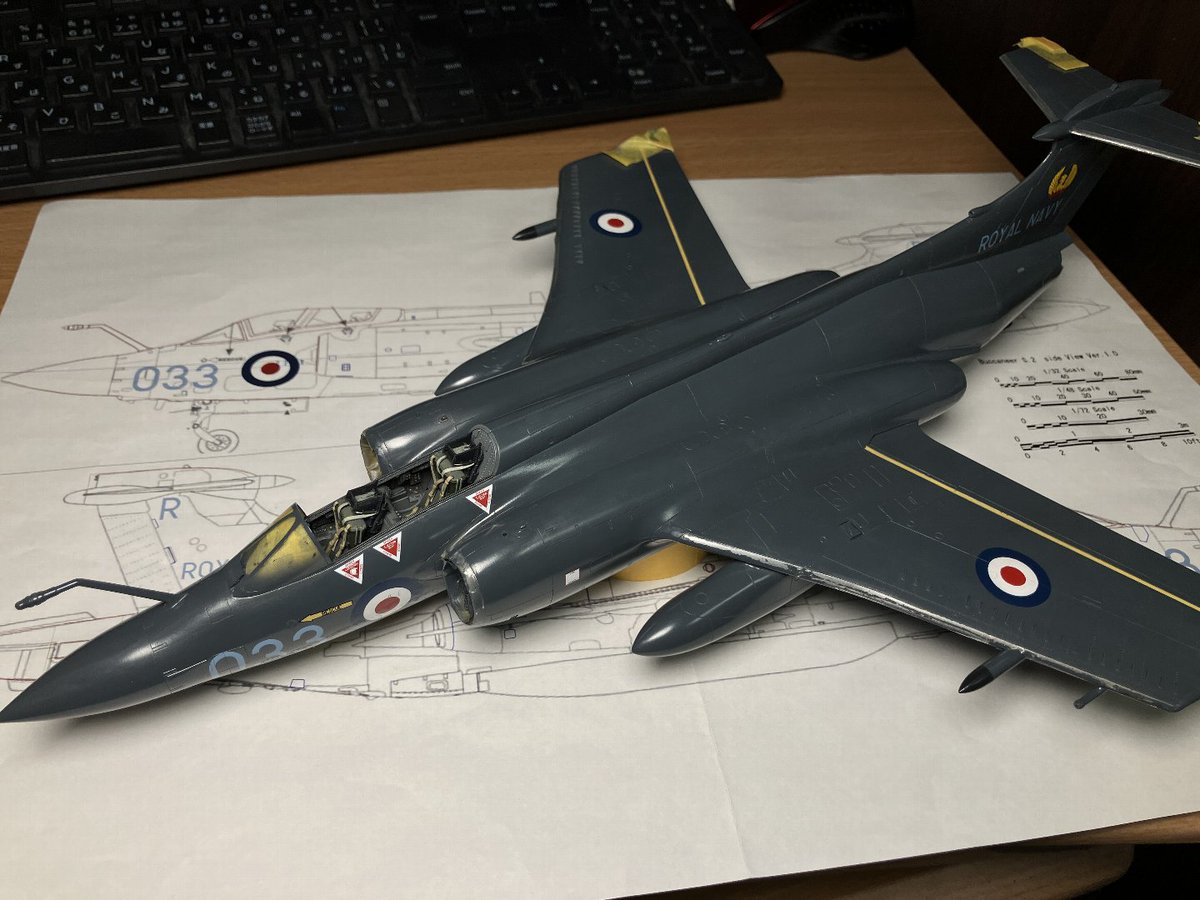 年越しモデリング。主役のマーチンベイカーは、ベルトとクッションを筆塗り。「展示台」にはデカール。
#年越しモデリング