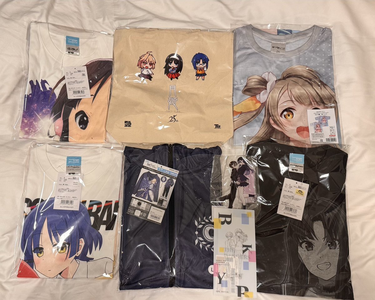 765Bro's tweet image. Comiket Day 1 purchases