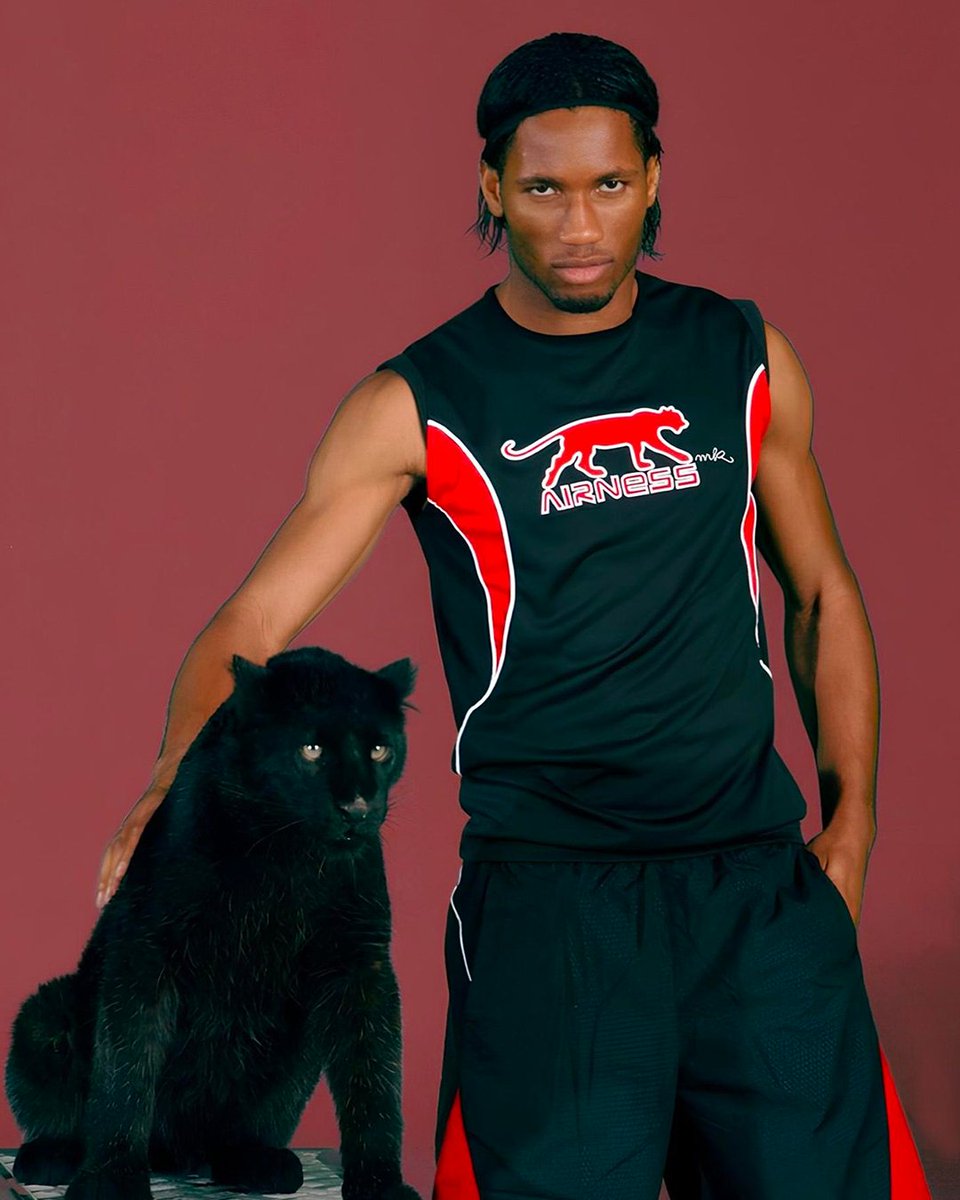 footcenter_fr's tweet image. Airness, une marque oublié aujourd'hui mais qui a eu son prime dans les années 2000 avec des maillots incroyable. On vous a préparé un #thread des plus gros banger de la marque. 👇