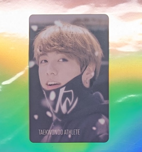 BTSのJUNGKOOKのWORLD OSTのトレカが入荷しました。 こちらは通販もご