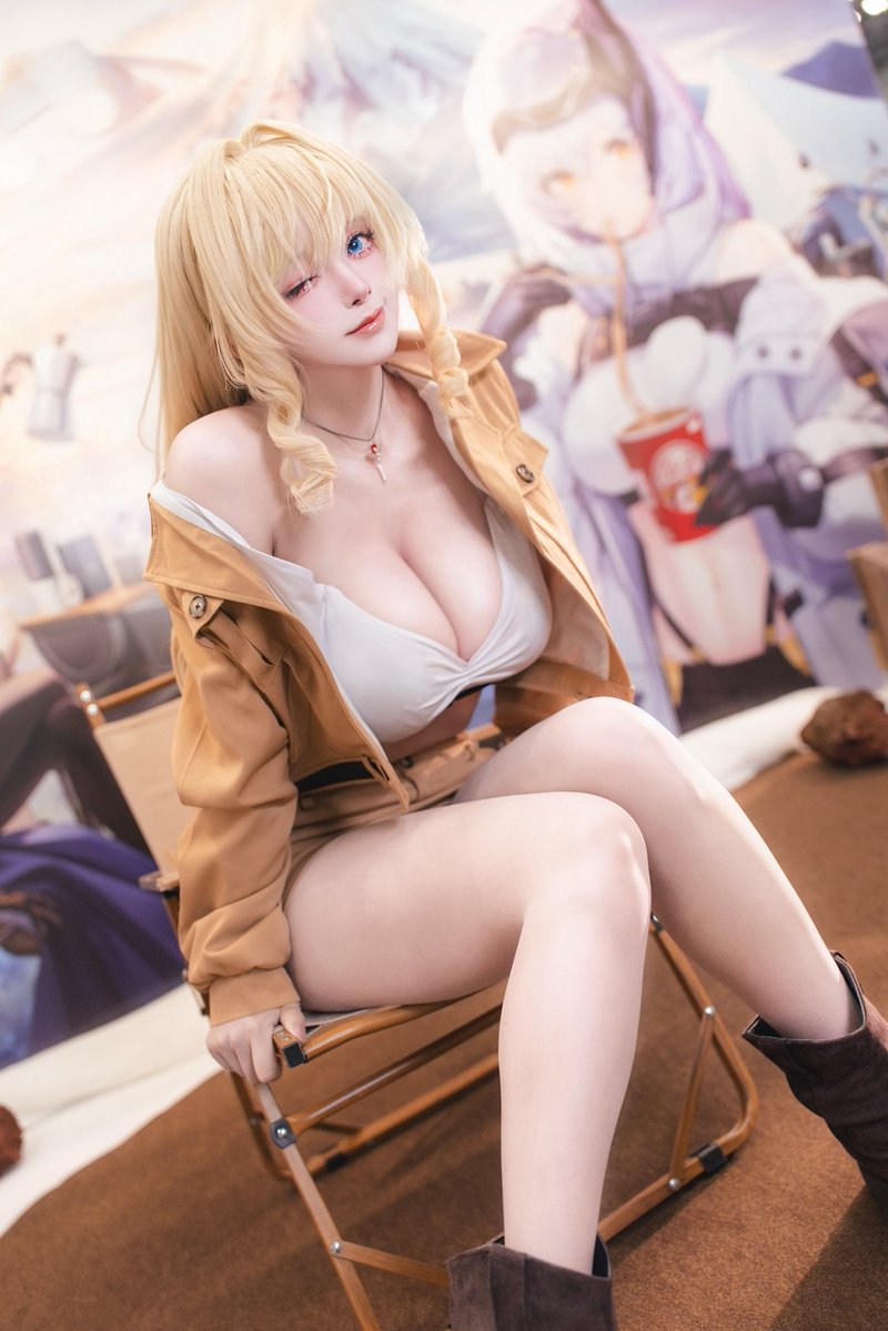 あけましておめでとうございます〜✨
また次回お会いしましょう！❄️

#C107 
#NIKKEコミケ107 
#FeedSnowWhite 
#クラウン