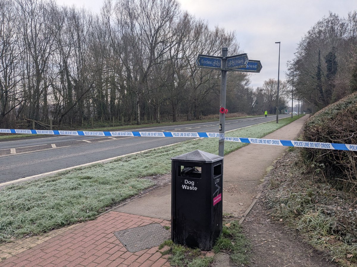 josephtiman's tweet photo. There's some more police tape by the entrance to the Irlam Community Woodlands to stop walkers approaching the roundabout on foot @MENnewsdesk https://t.co/xq5oQ6C1nm