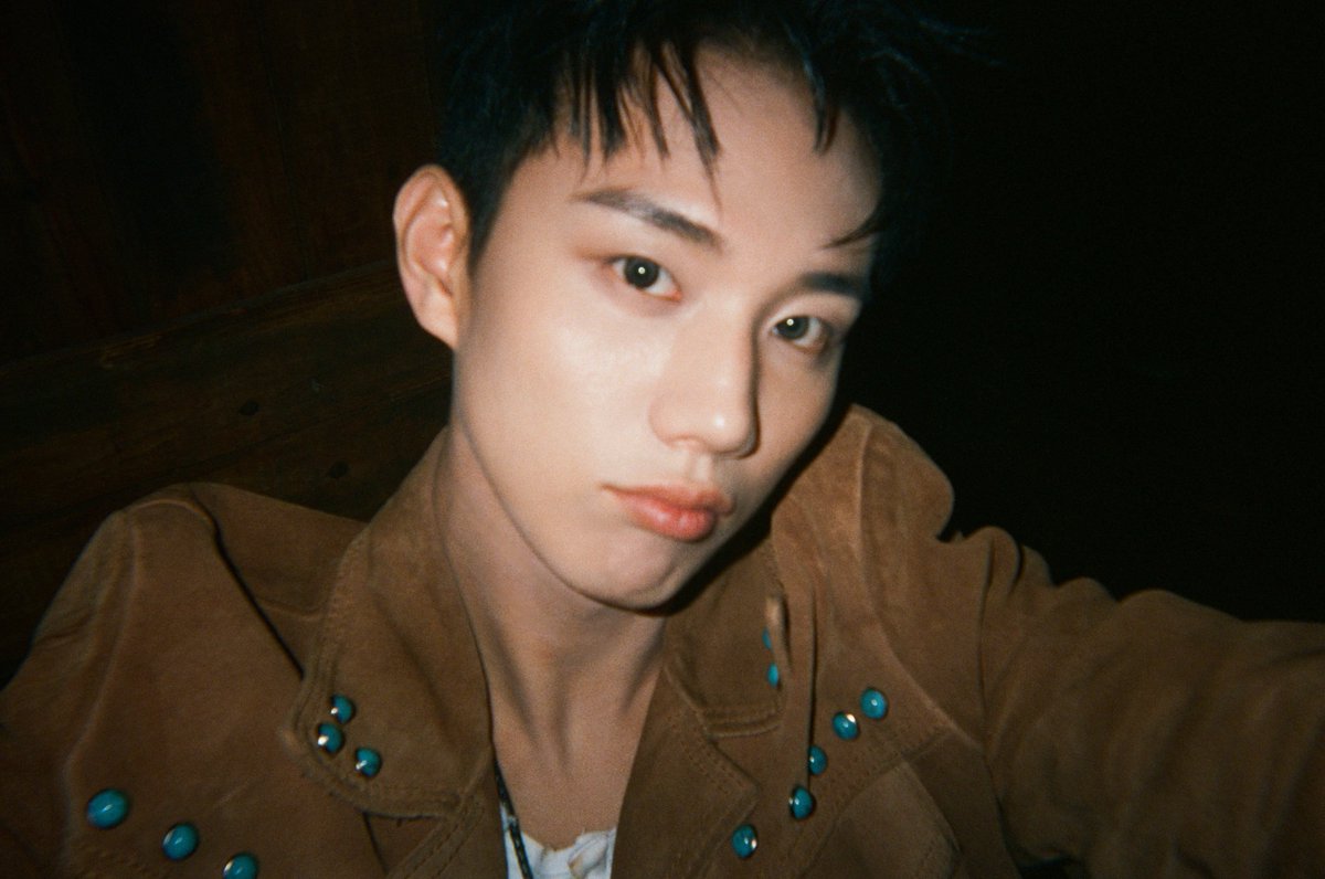resetjiung's tweet photo. are u kidding me https://t.co/FBftK4UtGt