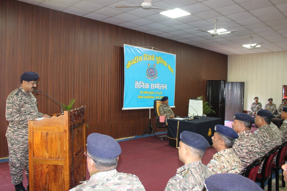 Sh. Amit Kumar, IPS, SDG, CRPF, Central Zone
Praised hard work, dedication and devotion of 07th, 123rd, 148th, &amp; 207 CoBRA Units and appreciated  their significant contribution for eradication of Naxalism from Madhya Pradesh , during Sainik Sammelan at 148 Bn HQr, Mandla, (MP).
