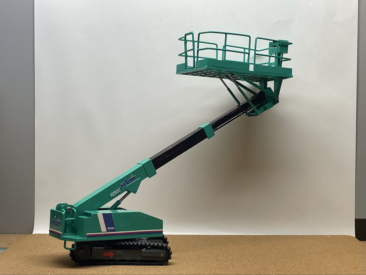 今年作ったミニチュア① 1月 雪庇処理車 コマツ PW200 3月 トミカ改造