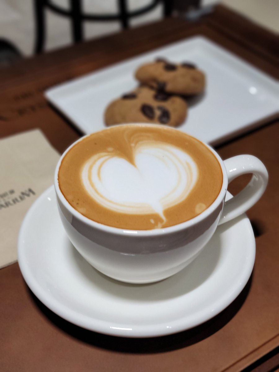 먹뎌롸 tweet media