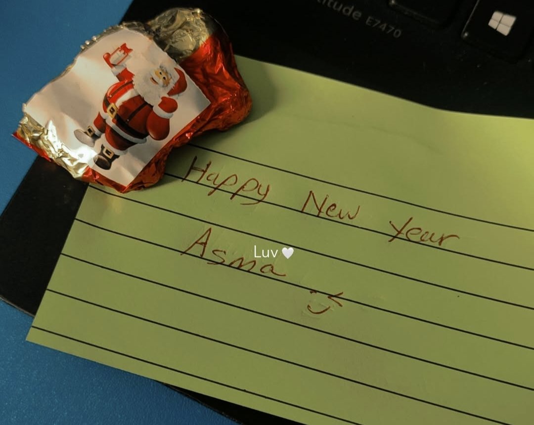 AsmaaFityan's tweet image. شكلي بحب اصحاب الشغل😭💗💗💗