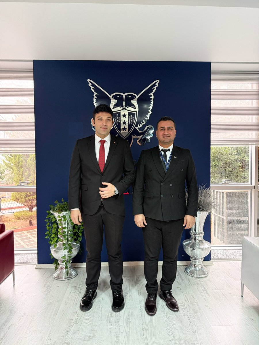 YasinHaboglu's tweet photo. Adana Girne Koleji ziyaretimizde eğitim-öğretim süreçlerimizi yöneticilerimizle değerlendirdik.
Erken kayıt projeksiyonlarımız ve yeni dönem hedeflerimizi netleştirdik.

2026 yılı için öğretmenlerimize başarı ve sağlık dileklerimizi ilettik. https://t.co/KyObEimGq1