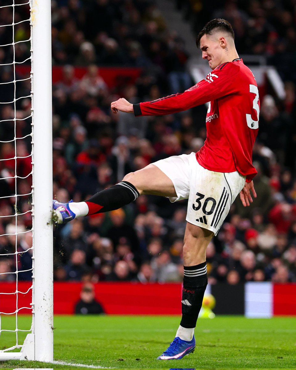 AlternativeMUFC's tweet image. How we feeling this morning then?

In three words: