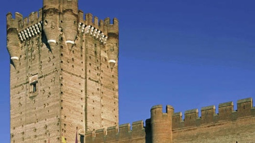 30-12-2025 - En este imponente castillo, con una torre de casi 40 metros, estuvo recluida Juana I
Historia de Alberto Gómez:Castillo de la Mota - Notas de prensa