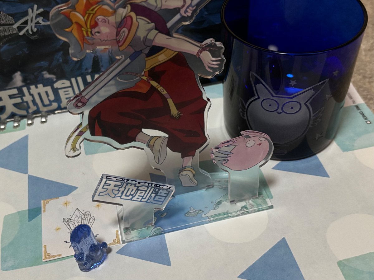 コミケでプライムブルーを買ったのでアクリルジオラマと並べて撮影。