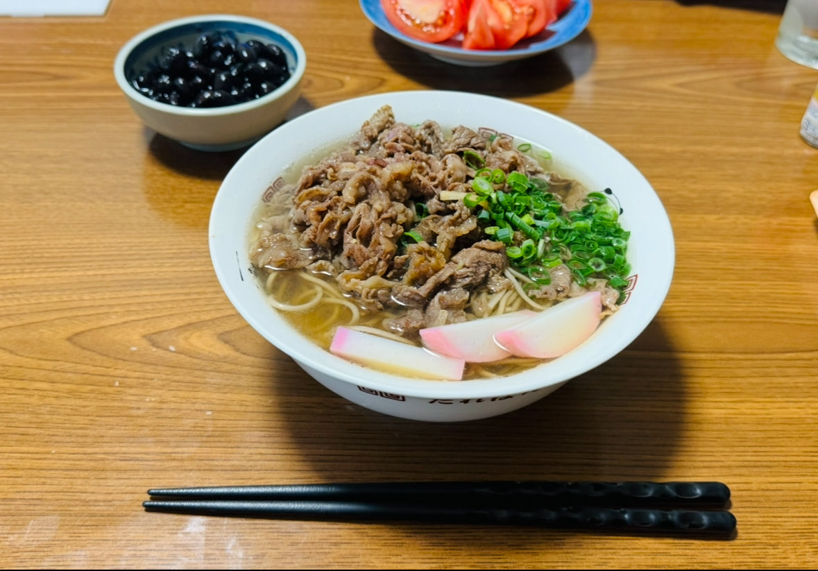 ibako5151's tweet photo. 年越し肉そば😋✨
うま〜 https://t.co/o8Rs4Wd3Wg