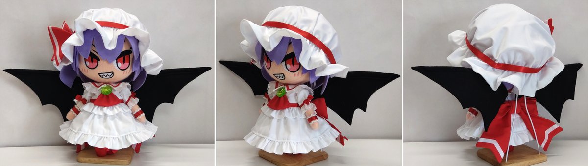 monomochi's tweet photo. レミリア・スカーレットです
羽付きで長物持ちという事で非常に私好みのキャラです
で、いざ長物を持たせてみるとクソデカ頭と羽に干渉しまくるのでポージングが全く決まらない事に気付きました・・

個人的にレミは白ドレス派です

#レミリア #レミリア・スカーレット #東方手芸部 https://t.co/inn8AEtVRx