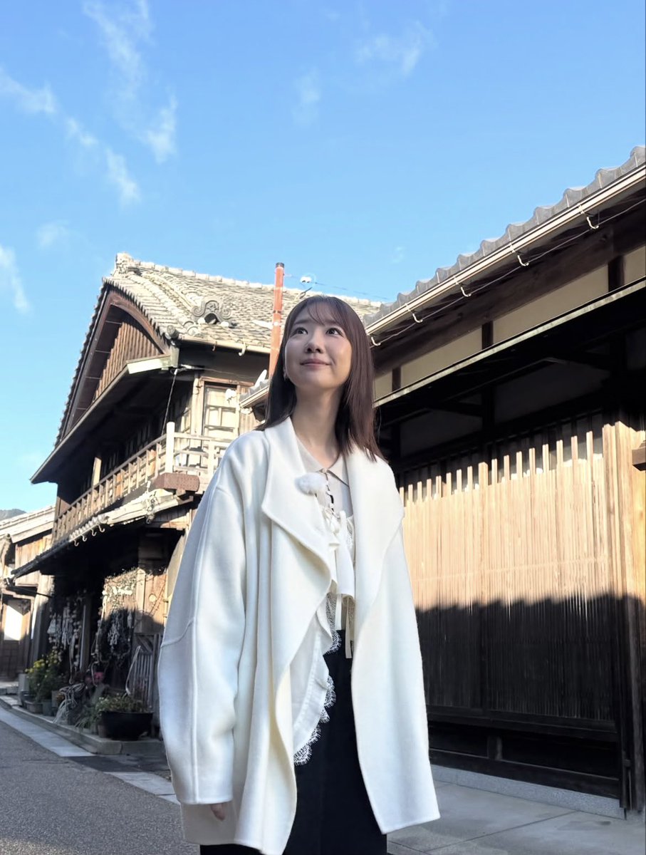 ZTVさんInstagram 青空の下で立ち並ぶ風情な街並み😌☀️ 素敵な三重