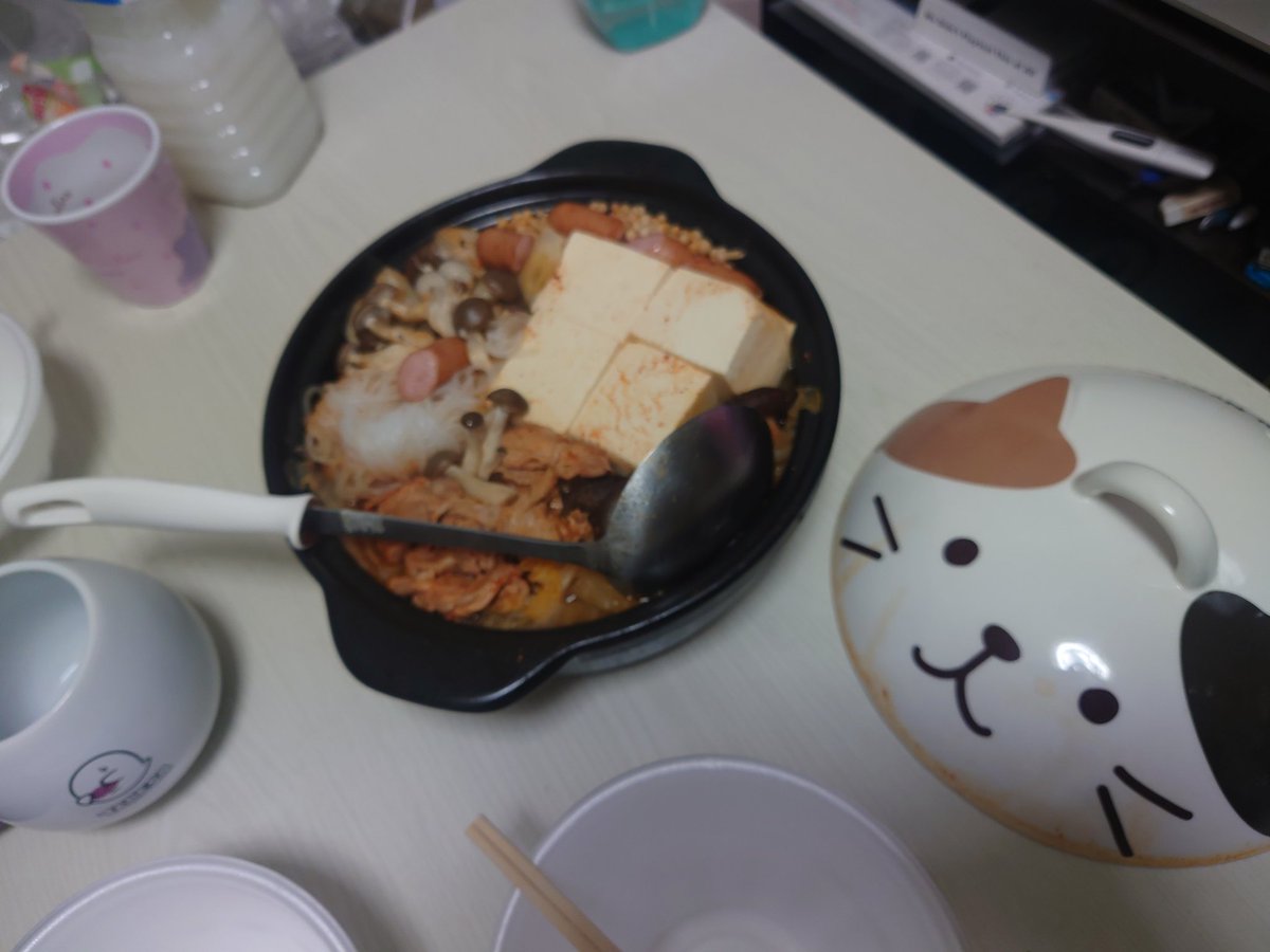 Aith7's tweet image. 年越し鍋完成😎