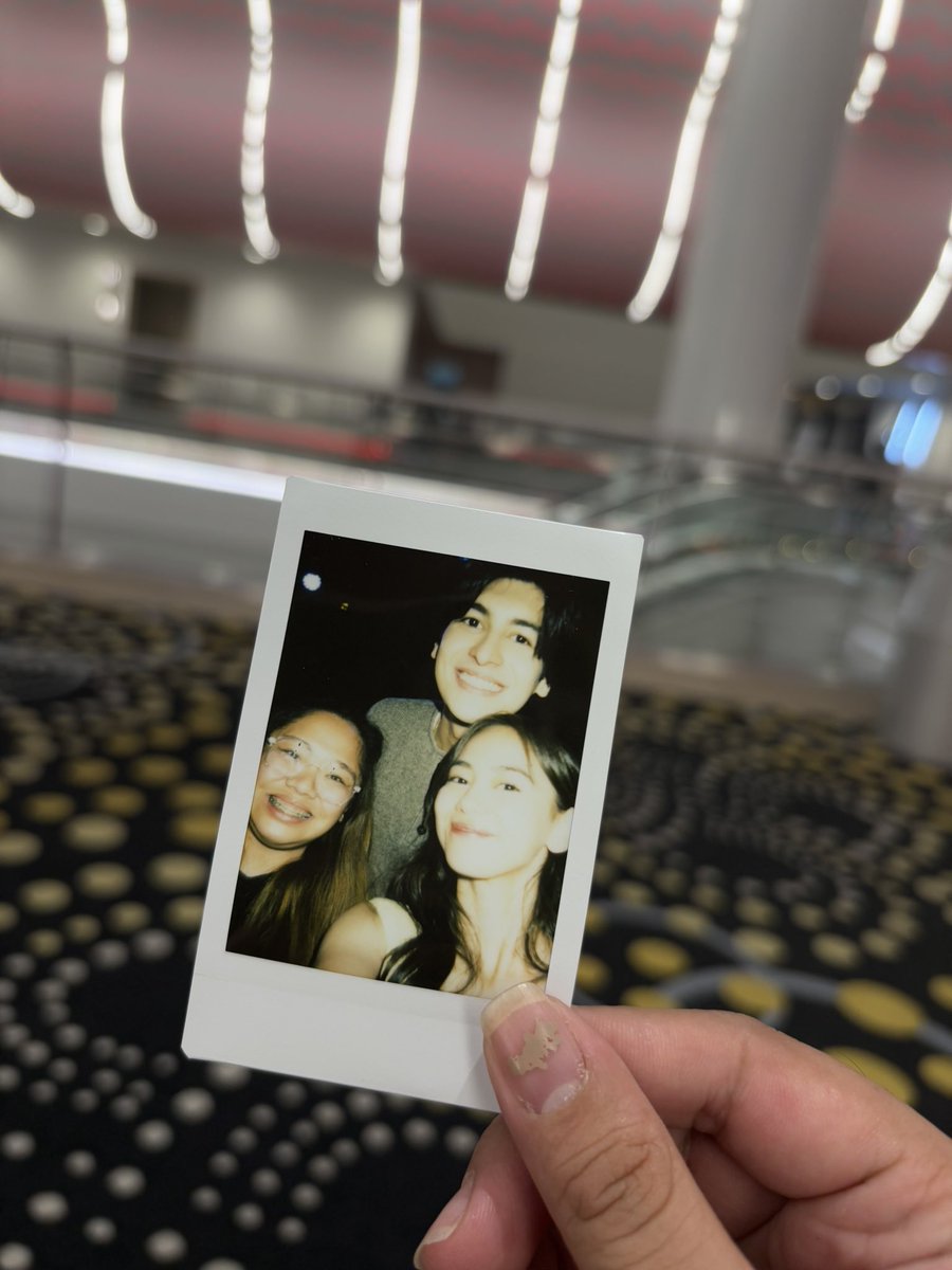 juvisnts1's tweet photo. Thank you, Ashdres for making my 2025 a memorable one 💙🧡 https://t.co/Hu6Bzs2f60