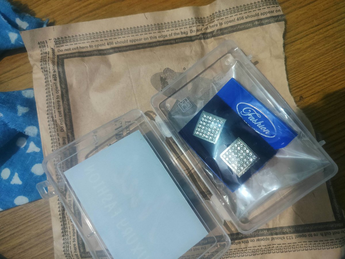 OtherHalf2025's tweet photo. First thing Deactivation, while I did Nothing that goes against any policy!
Second there was an order I received from the same account, I ordered something totally different and received this scrap!!
Third they're, Now saying I shouldn't have accepted the parcel if ++ https://t.co/v5jiPoG9e9