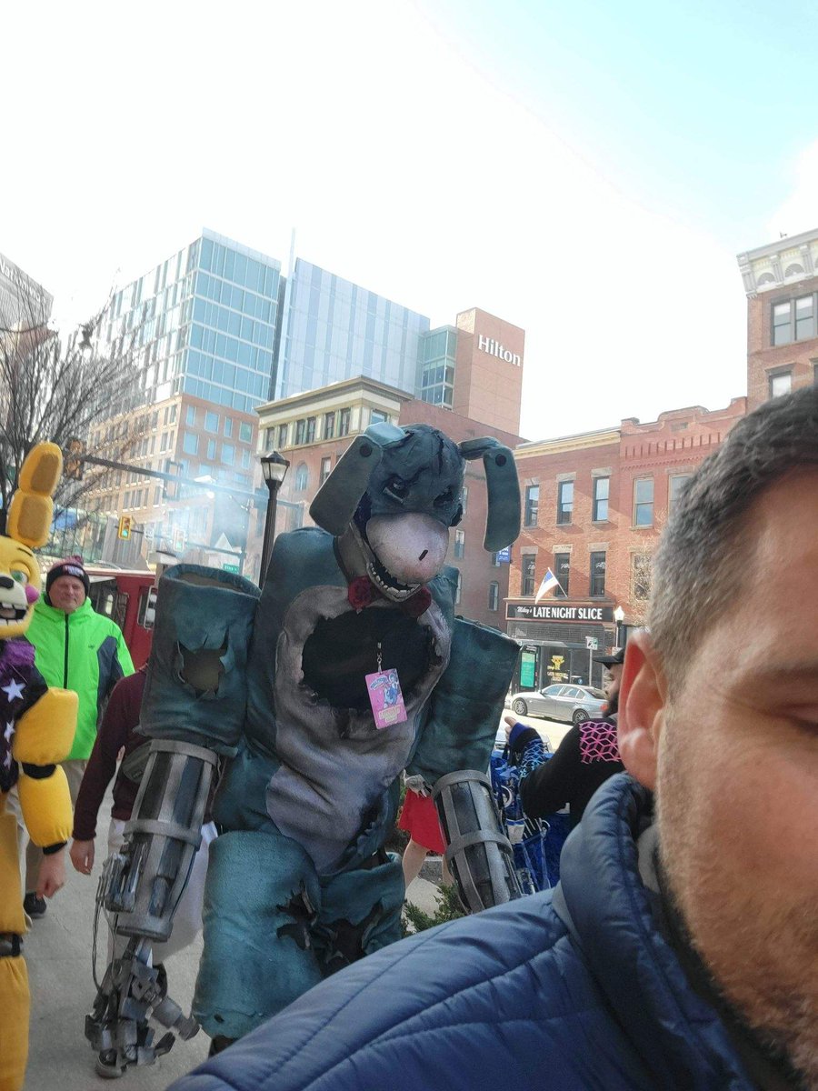 Ademwolf tweet media