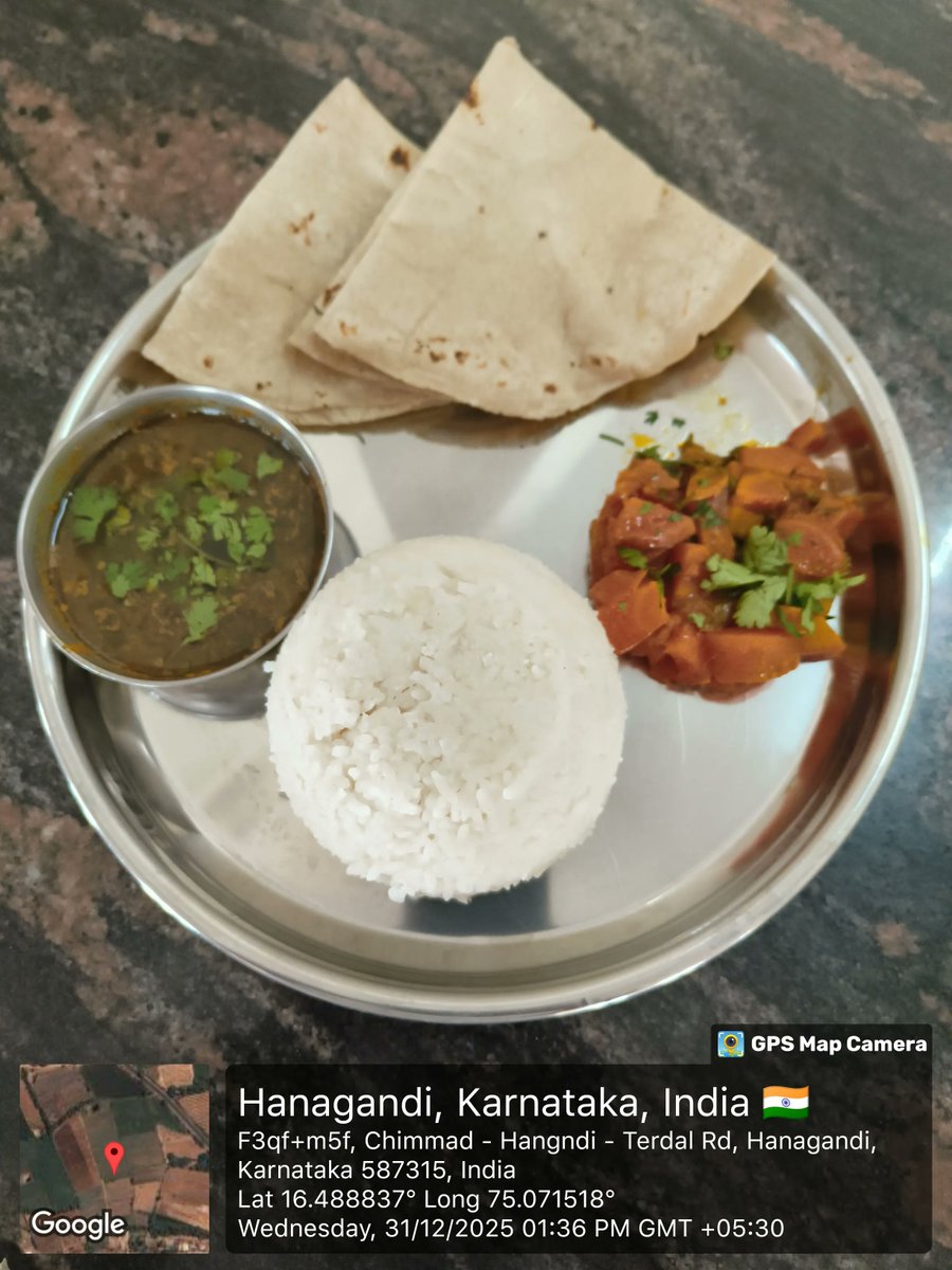 MDRSMLP557's tweet photo. Afternoon lunch. #SocialAudit_SWDMeals #SocialWelfare_Karnataka https://t.co/AbMPcpQmVI