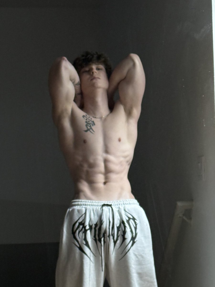 DancingMoto's tweet image. If u love a jacked biker u know where to find me… 

onlyfans.com/dancingmoto