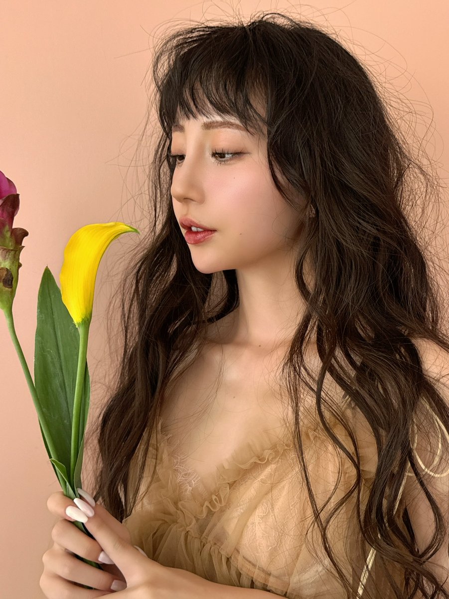 mia_nanasawa's tweet photo. 本年も大変お世話になりました！

今年はゆるくお仕事をする予定でしたが
なんだかんだで忙しない1年でした🥹笑
年末年始は実家でゆっくりします🫶

皆様も良いお年をお迎えください~！ https://t.co/S2X5v675w1