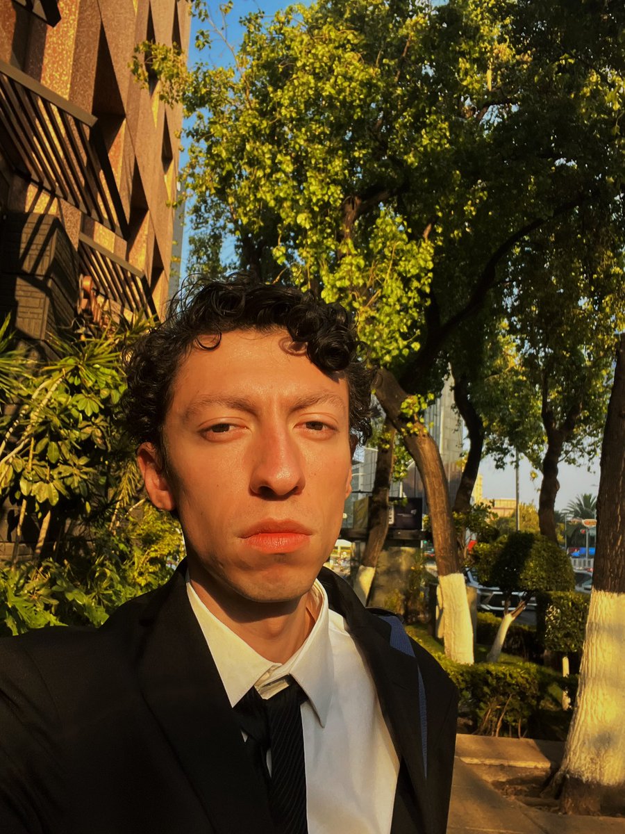 O PERIGO DO #BBB26 tweet media