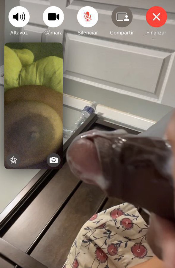 ChampionPluto's tweet photo. Facetime Session with my baby , that how i start my day ✨️😌 https://t.co/RSYHkv6nsT