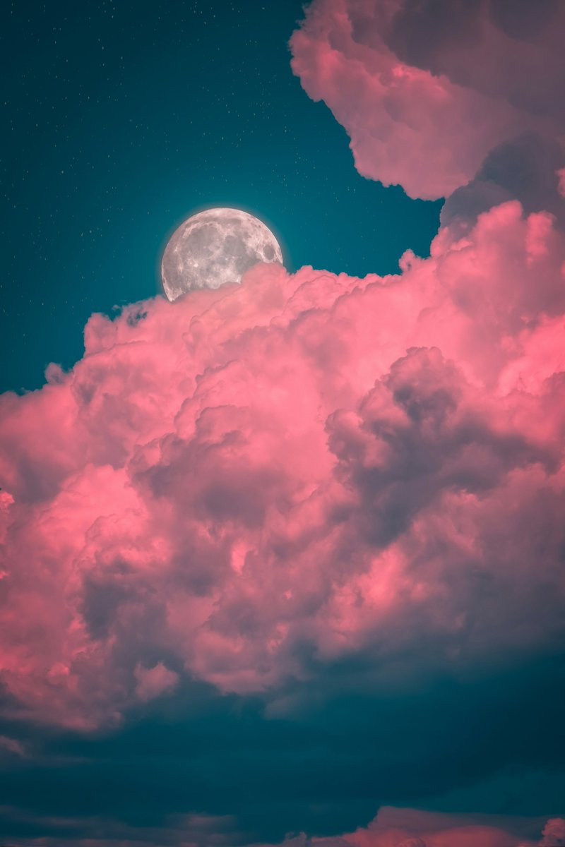 "When I see the moon, I think of you."