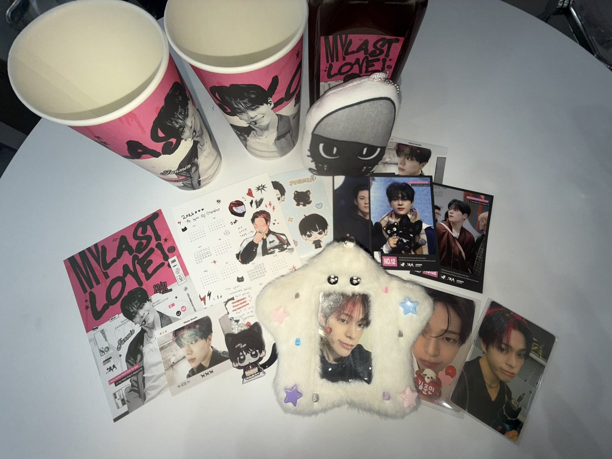 weinx3x's tweet image. 준마이니 생일추카해
너뮤귀여운생카에 다녀왓어요 =͟͟͞͞ (~˘▾˘)~♡ 

#my_lastlove #김준민