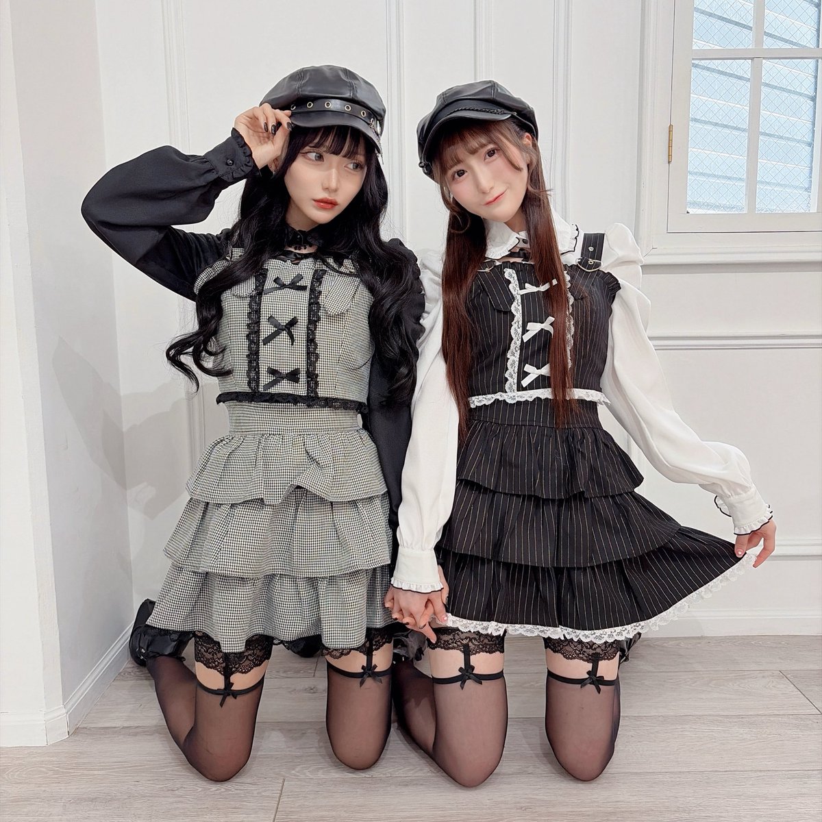 MARS マーズ　パフューム柄裏地　スーツ　上下セット　白 MARS マーズ パフューム柄裏地 スーツ 上下セット 白