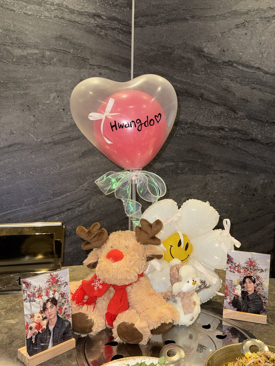 가요대제전 황민현 미담

얼굴로 기강잡으라했더니 역조공으로 기강잡으심 ㄷㄷ