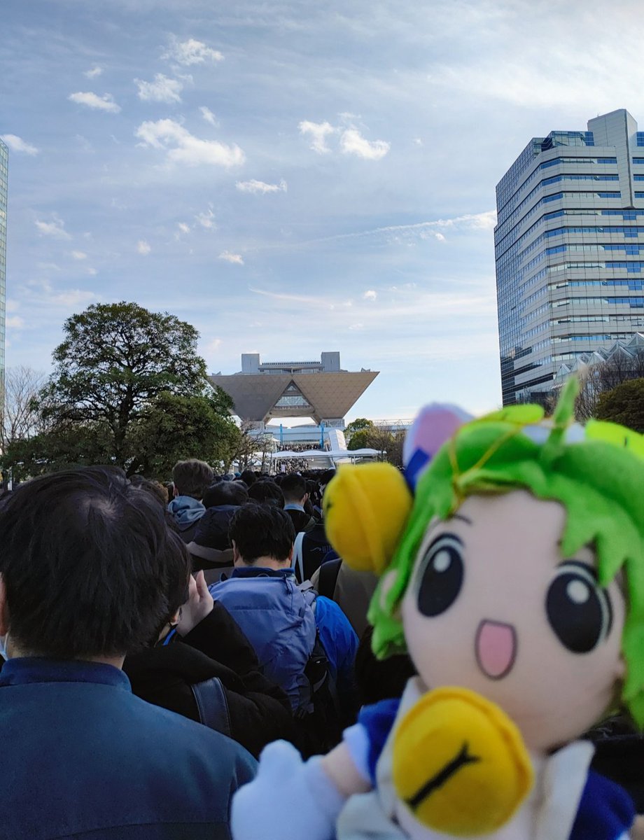 GunbardMK01's tweet photo. i brought dejiko to #C107! i found this cosplayer and she almost lost it when i showed her 😄😄
#otaku https://t.co/6VsmABdV0T