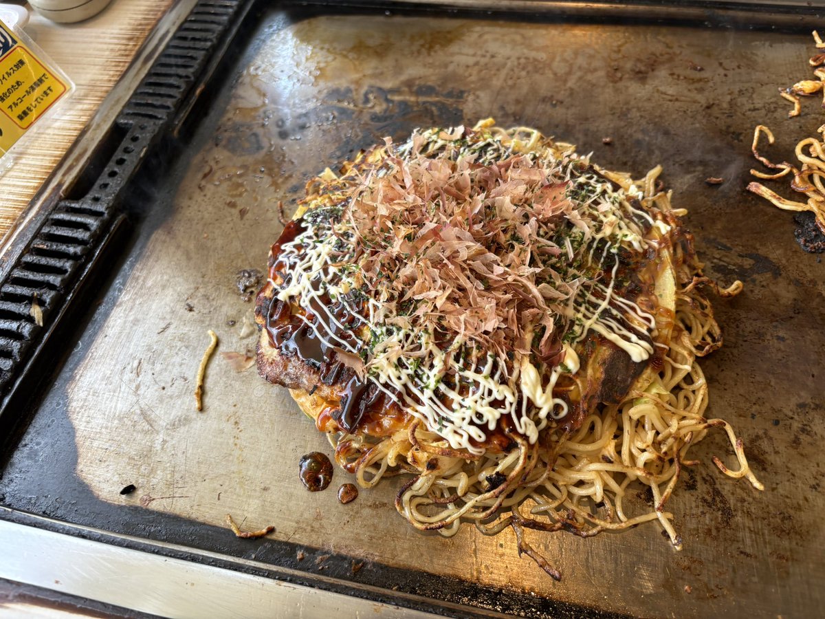 backwimpsrop's tweet photo. 徳川でお好み焼き作った
いい感じー(*´꒳`*) https://t.co/OJf2U6hABo