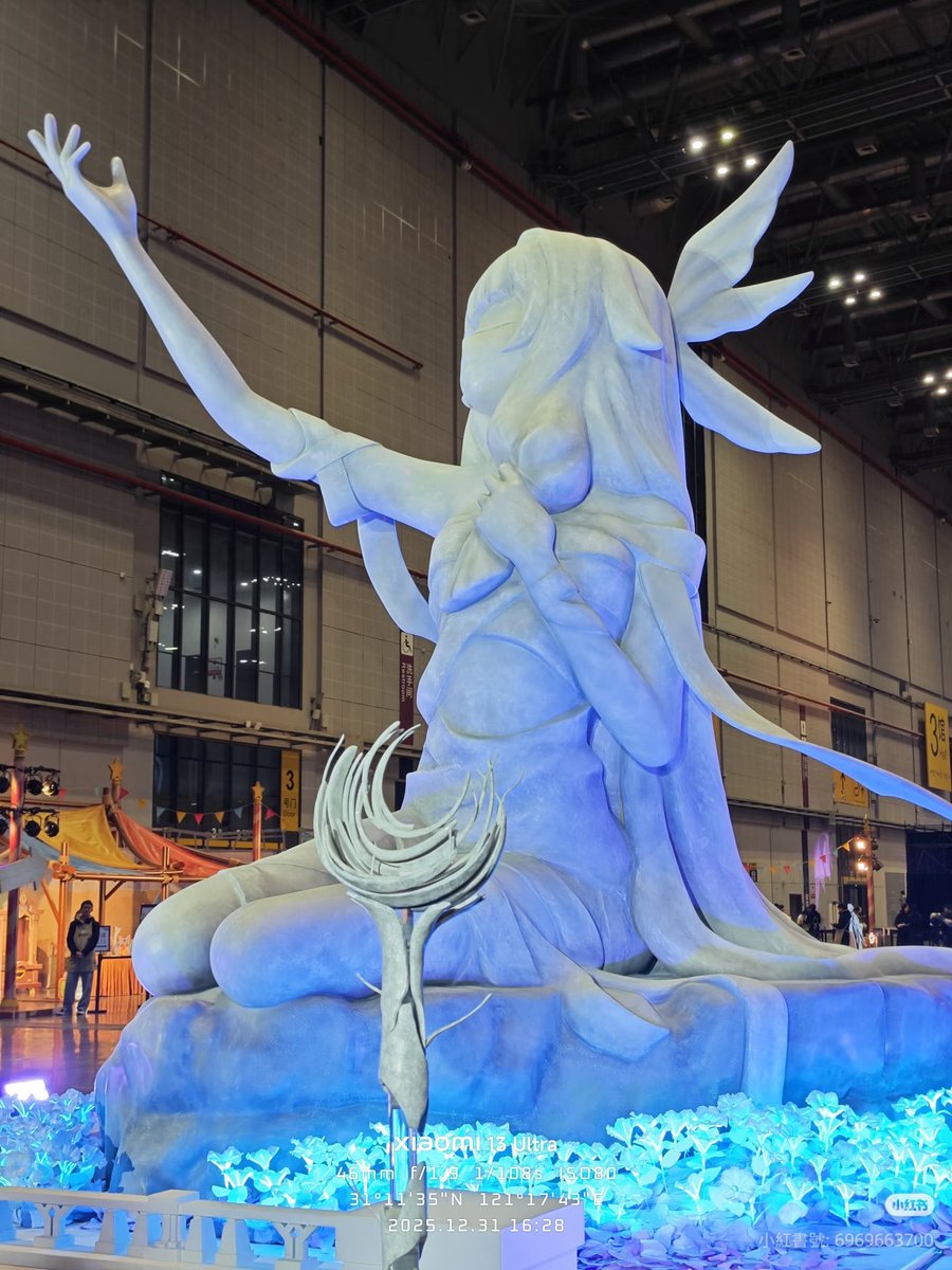 The set pieces for the Genshin Fes are so good bro