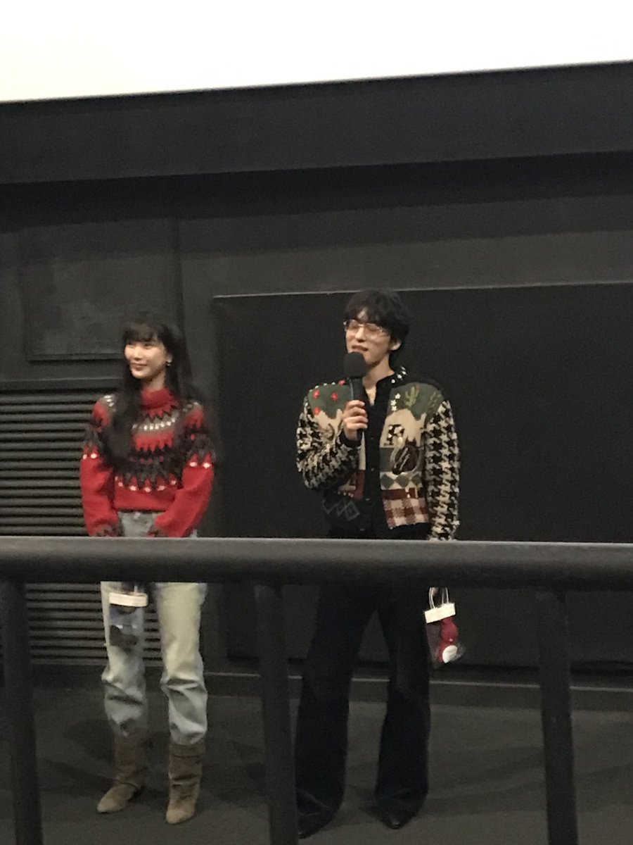 어미나어미나 나 #만약에우리 봤어요
크리스마스에 처음 봤는데
개봉일까지 꾹 .. 참았다가 다시 보니까 
눈물 줄줄 흘러서 화장 다 밀렸다예..
나이제은호정원이아니면나를만족시킬수없어..
달콤쭌득쫄깃쫀쫀말랑커플이여
오라오라오라......
ㅈㅉ로 만약에 우리 한 번 봐볼 사람 구한다고 말해볼게