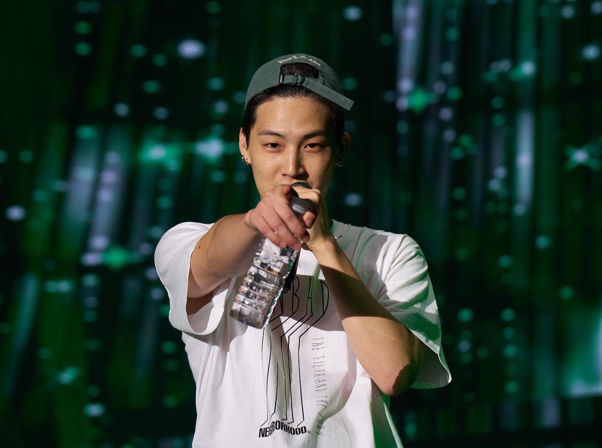 DAYDEF_'s tweet photo. 2026년 제일 잘 될 사람: https://t.co/iaJGMG1TVA