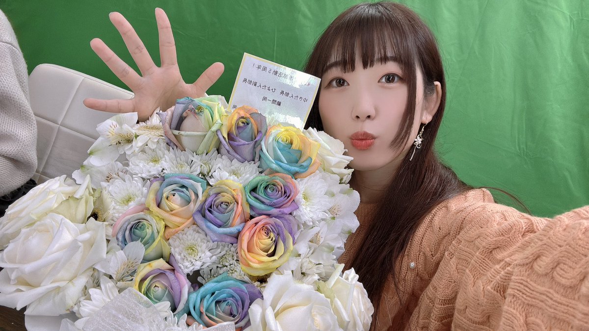 ゆきくん様翌日発送 2025年も無事に仕事を納めまして、 ただいまのんびり〜🫠✨ 今年は