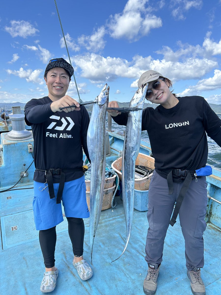 39_muck's tweet photo. 2025は乗船機会が激増でした🎣
多い時は週3で乗るほど😂
❶雄勝湾内でブリゲット
❷追波ボトムワインド
❸吉岡進プロを招いて追波湾タチウオ釣行会
❹東京F×Fでストラクチャー撃ちシーバス

2026年はマグロの年にしたい🍣
#今年のベスト釣果を4枚で振り返る https://t.co/JzrReVaAlX