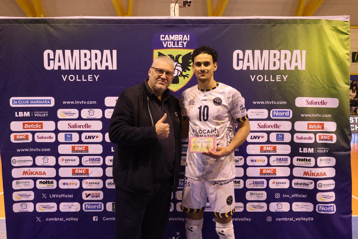 ILS L’ONT FAIT !
Victoire énorme de nos Soldats 3-1 face à <a href="/cambraivolley/">Cambrai Volley</a> 💥
Solides du début à la fin, ils élèvent encore le niveau au money time.
🏆 MVP : Oussama Ben Romdhane
📍 Prochains chocs à la Ruche !
#LAbeilleGirondineASI