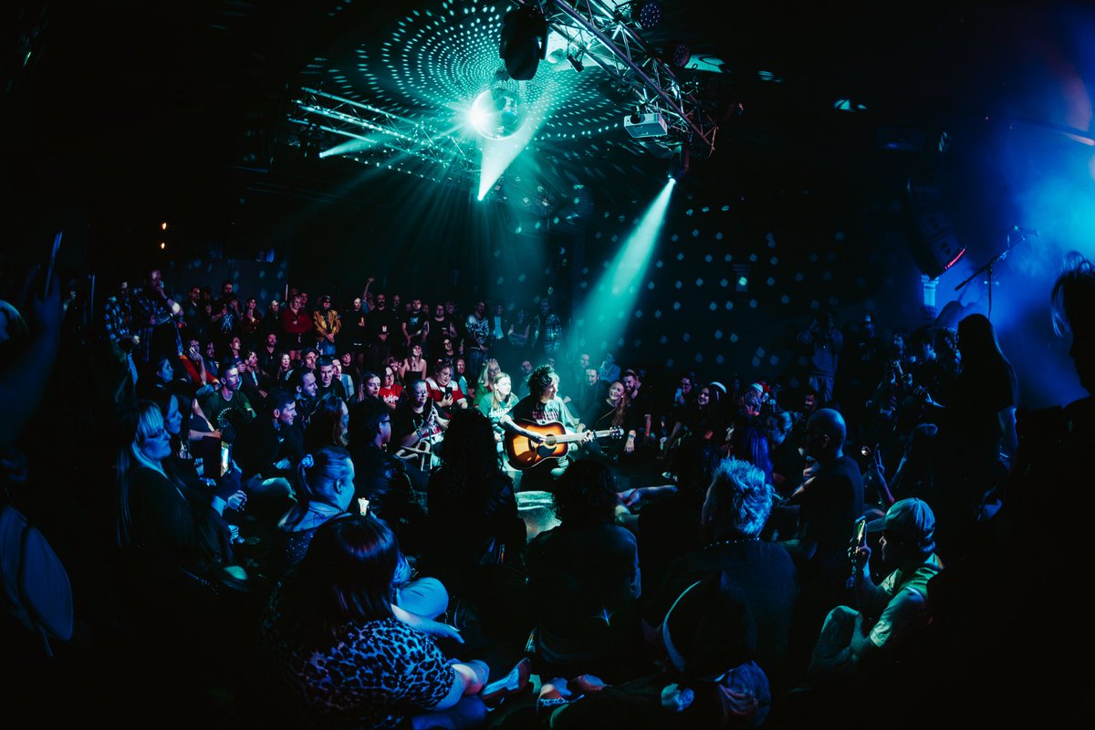 LostAlone tweet media