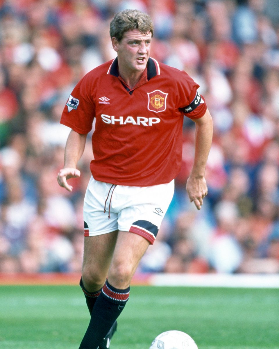Happy birthday to former United captain, Steve Bruce 🎈