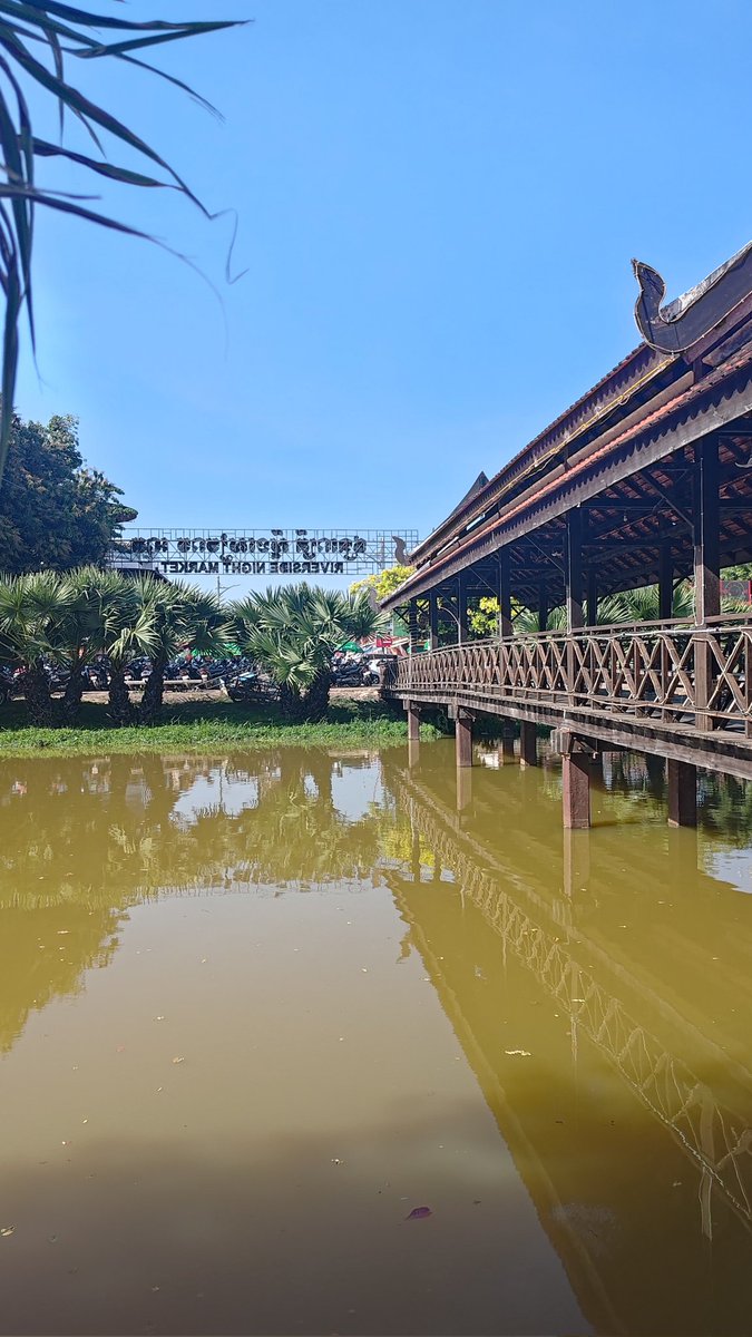 flawedt's tweet photo. Second day, lunch fish amok dekat siem reap river.
Pastu pegi museum prepare sebelum pegi angkor wat esok https://t.co/Ry2PG9UTbQ