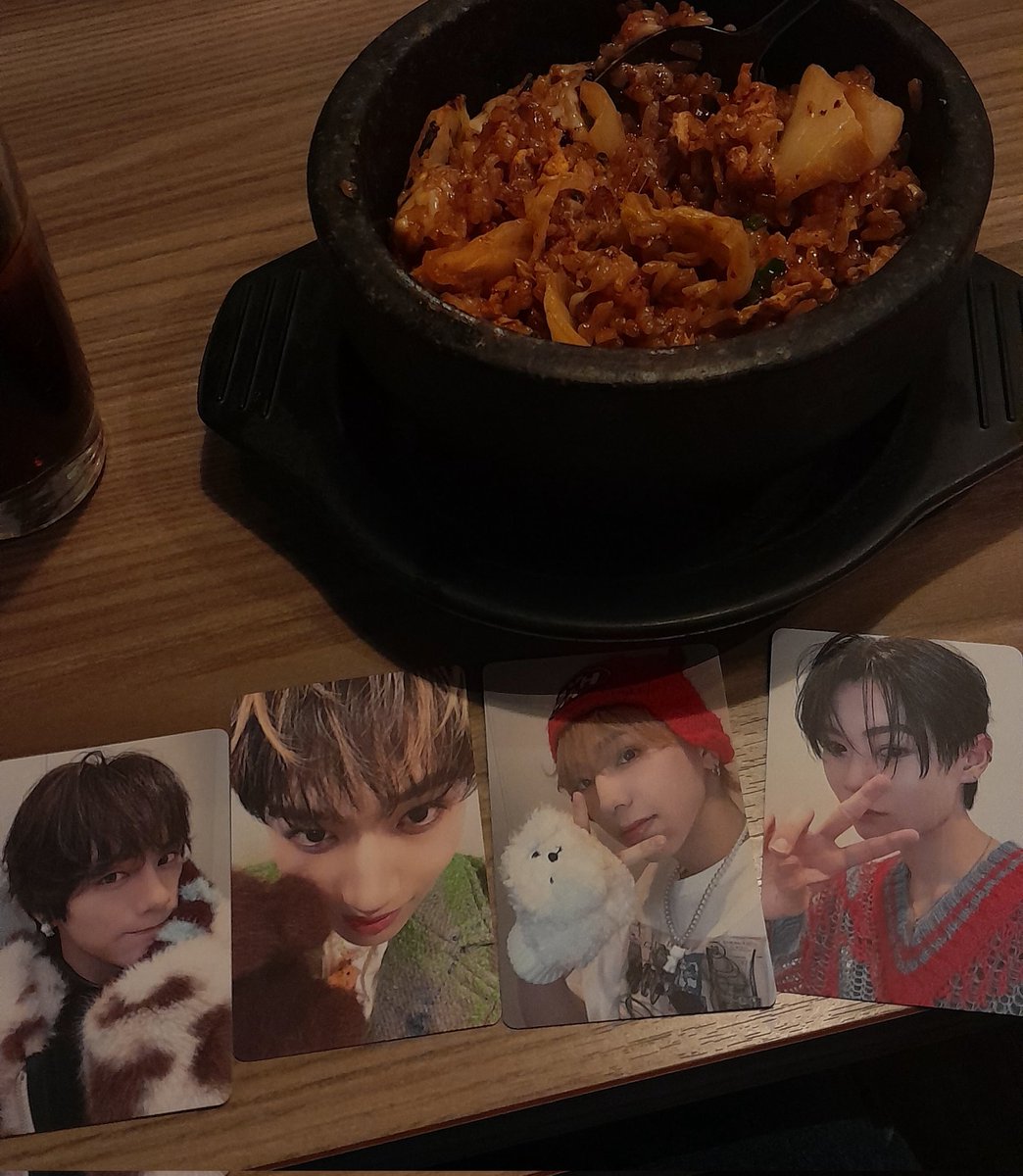ren ໒꒱ ݁₊ ⊹ tweet media