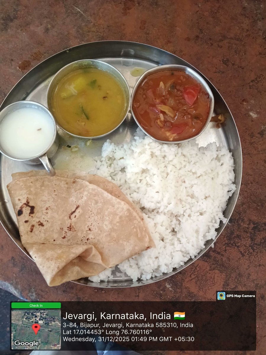mdrsbc301's tweet photo. Lunch  #SocialAudit_SWDMeals #SocialWelfare_Karnataka https://t.co/t0plzxSjdQ