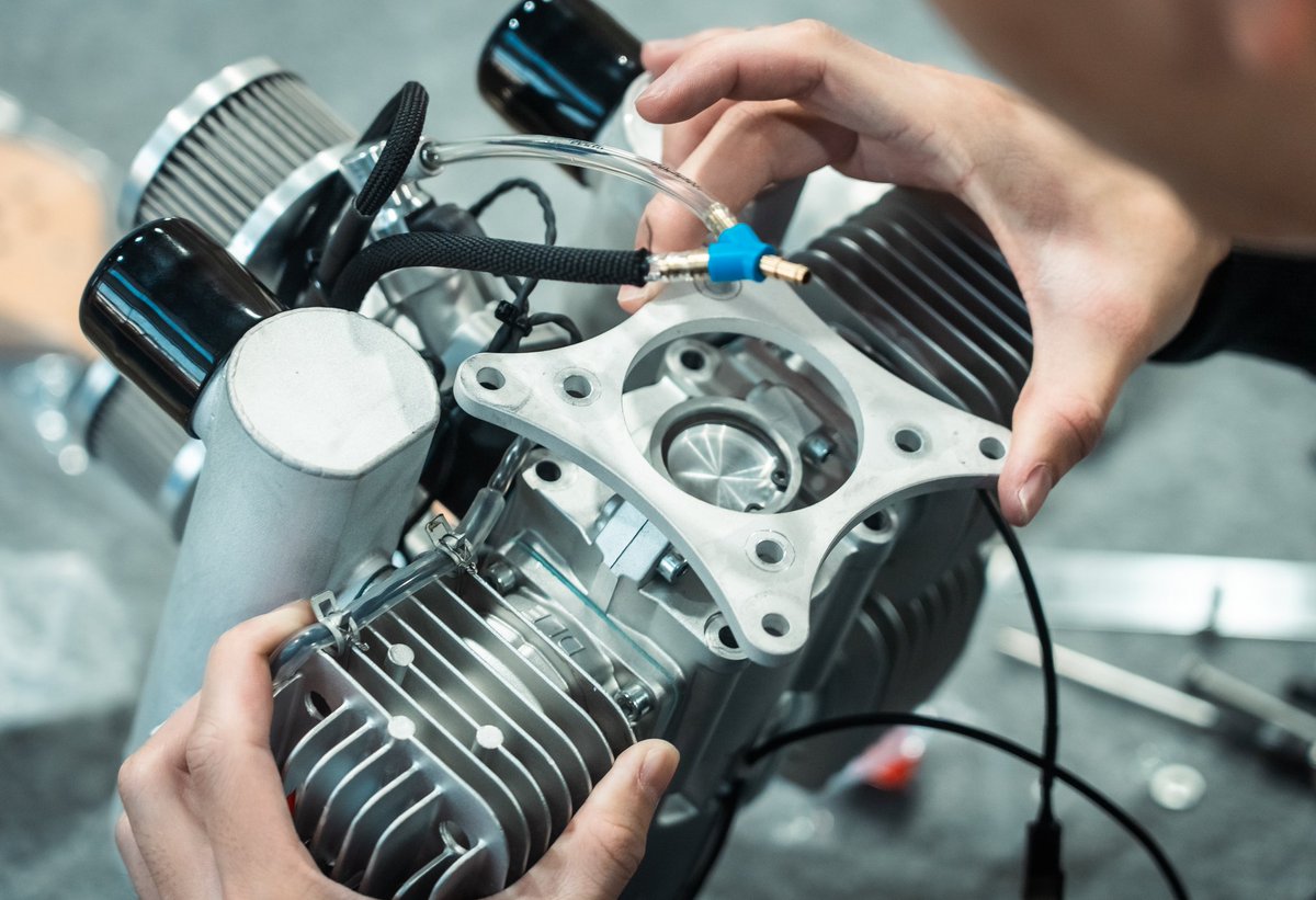 MuginUav's tweet image. MUGIN Drone Engineering Team 
Our engineers are assembling the new 3600 fixed-wing UAV — precision, innovation, and teamwork in action. Stay tuned for what’s next in aerial technology! ✈️🔧

#MUGIN #DroneTech #FixedWing #Engineering #Innovation #UAV #AerialTechnology #Teamwork