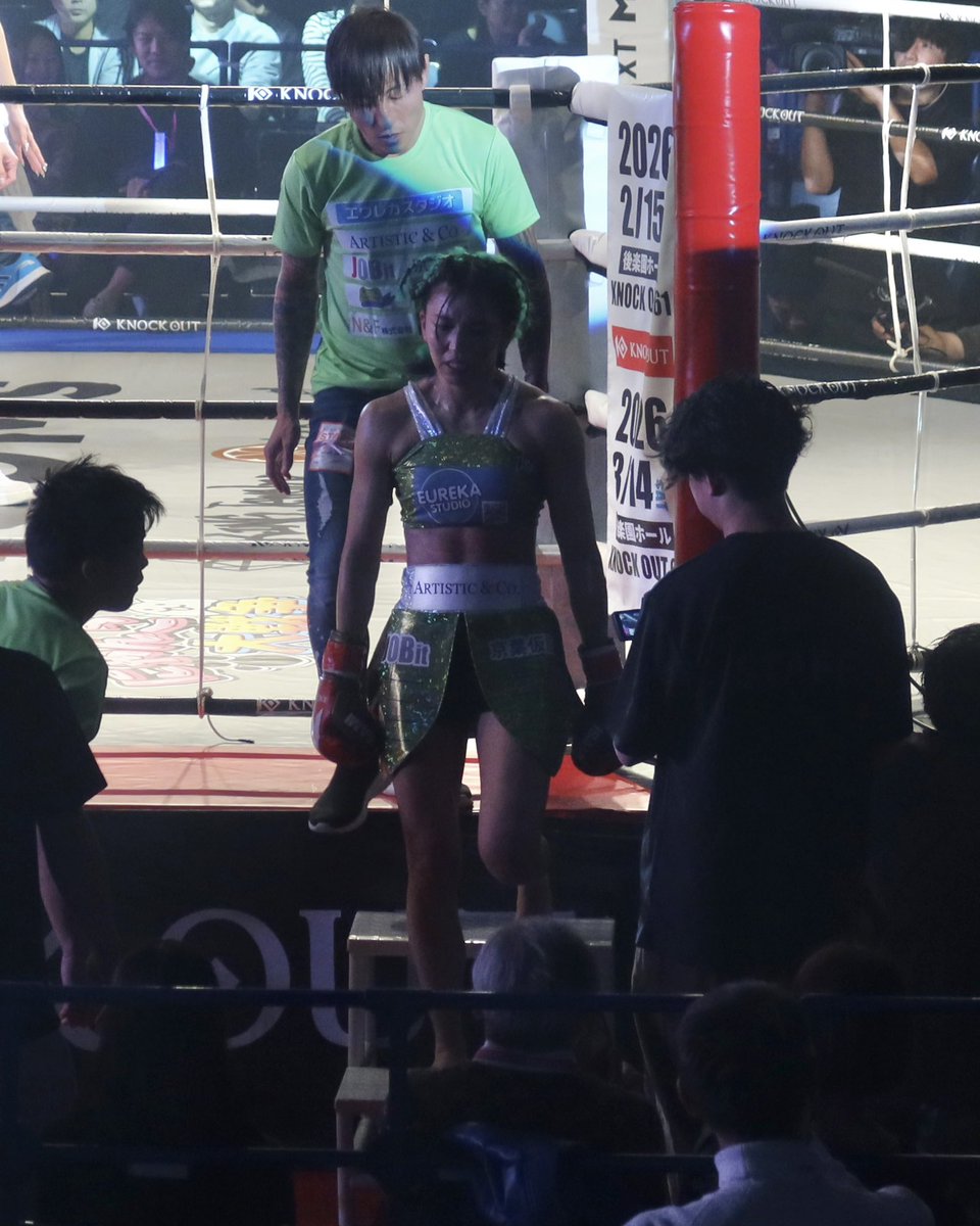 2025.12.30／代々木第二体育館
ぱんちゃん璃奈選手（0-3）サネーガーム選手
今回のぱんちゃん選手のコスチュームは、カマキリだそうです。
蜂に蝉にカマキリ・・・。
苦手なものばかり。
次戦は心機一転、生き物でないことを願うばかりです・・・🤣
#ぱんちゃん璃奈 選手
#KOCLIMAX2025 
#knockout_kb