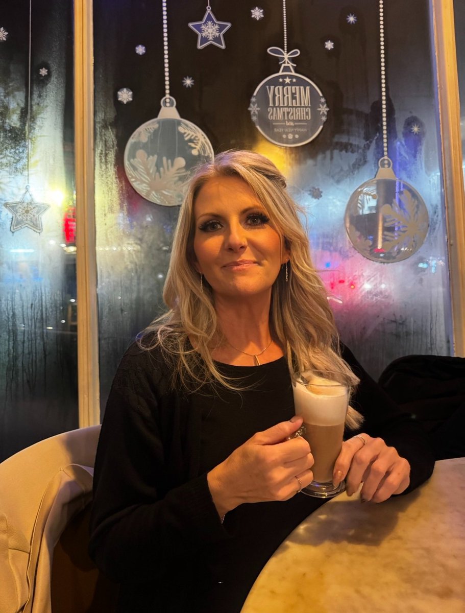 Wishing you all a very happy and kinky new year. I hope to see as many of you as possible in my dungeon in 2026! 🥳 #theladyemma #dungeon #bdsm #NewYear